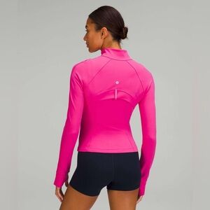 🍋 Lululemon Crop Define Jacket, size 8, Sonic Pink